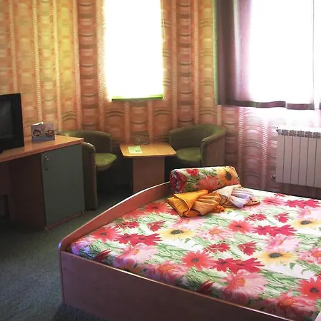Family Emaly 1 Hotel 2*